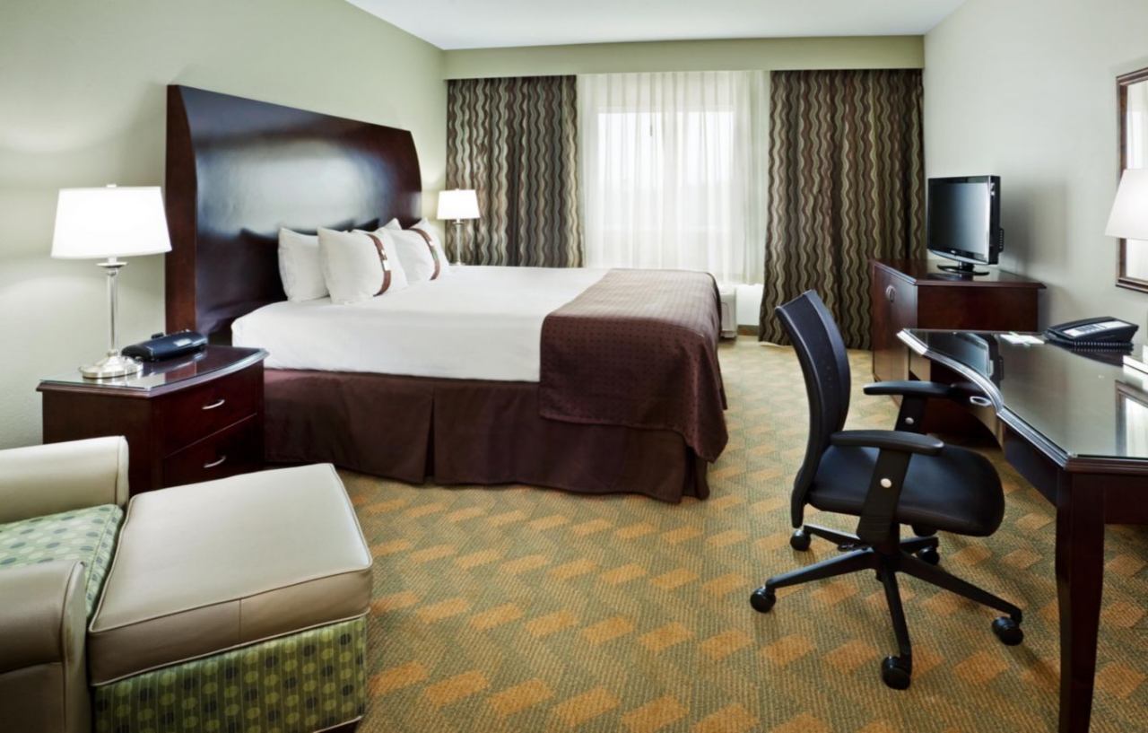 By Ihg Hotel 3*