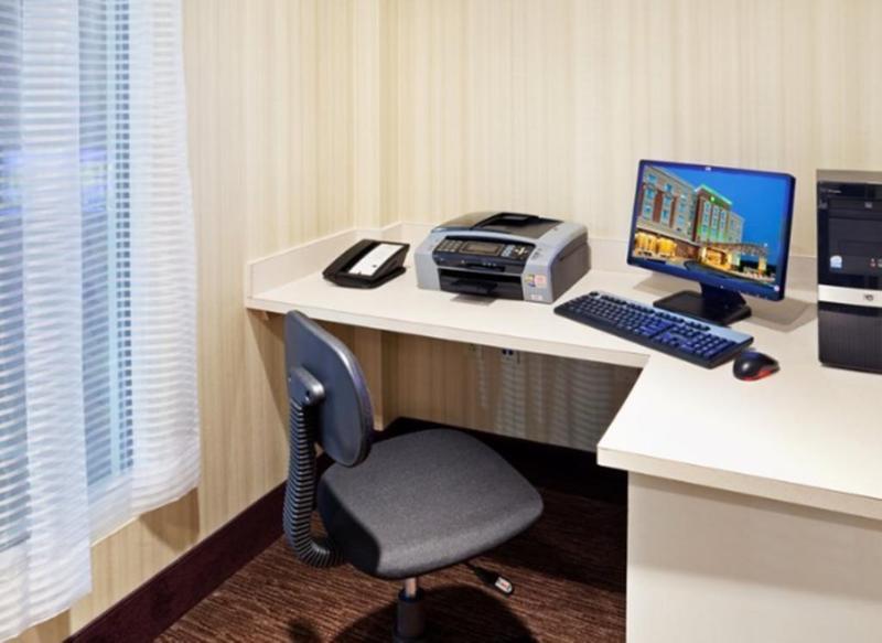 Hotel By Ihg 3*